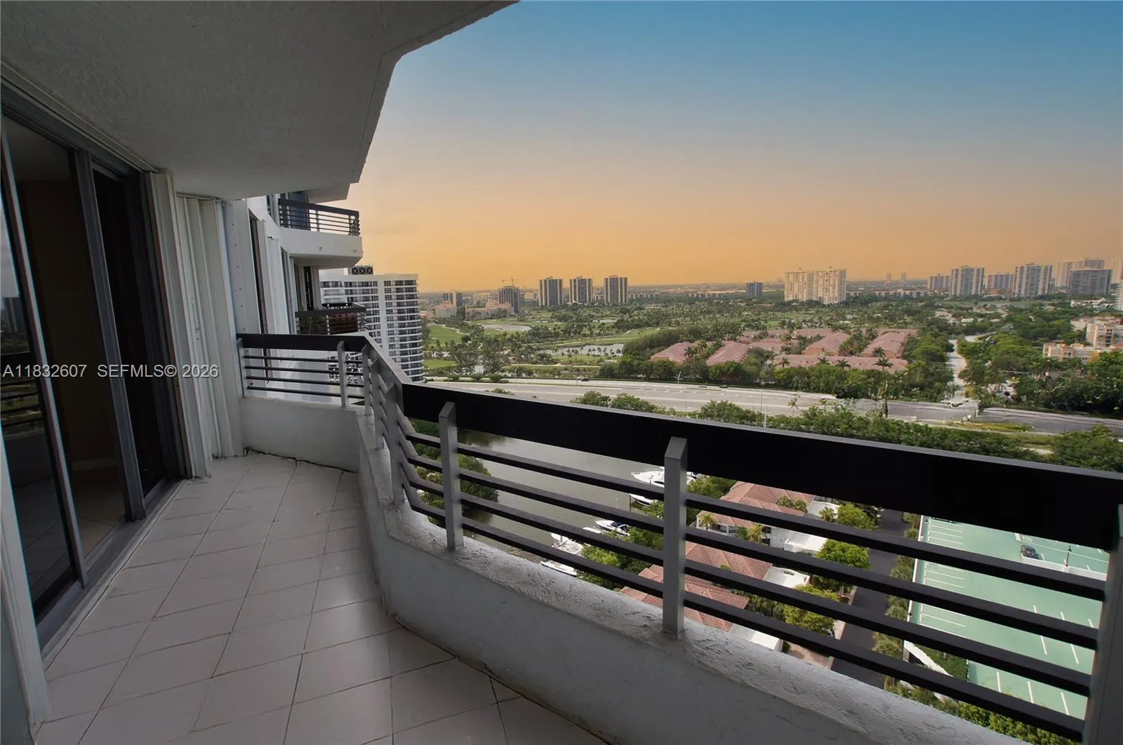 3530 Mystic Pointe Dr 2207, Aventura, Florida 3318, Aventura, Florida 33180, 2 Bedrooms Bedrooms, ,2 BathroomsBathrooms,Residential,For Sale,3530 Mystic Pointe Dr 2207, Aventura, Florida 3318,A11832607