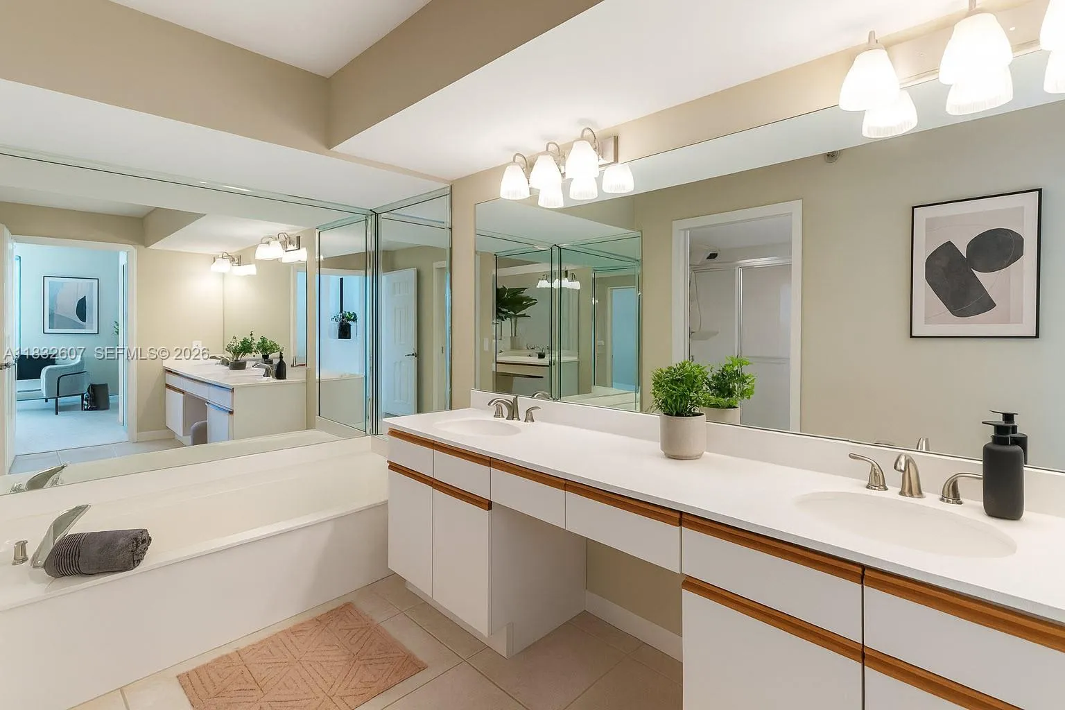 3530 Mystic Pointe Dr 2207, Aventura, Florida 3318, Aventura, Florida 33180, 2 Bedrooms Bedrooms, ,2 BathroomsBathrooms,Residential,For Sale,3530 Mystic Pointe Dr 2207, Aventura, Florida 3318,A11832607