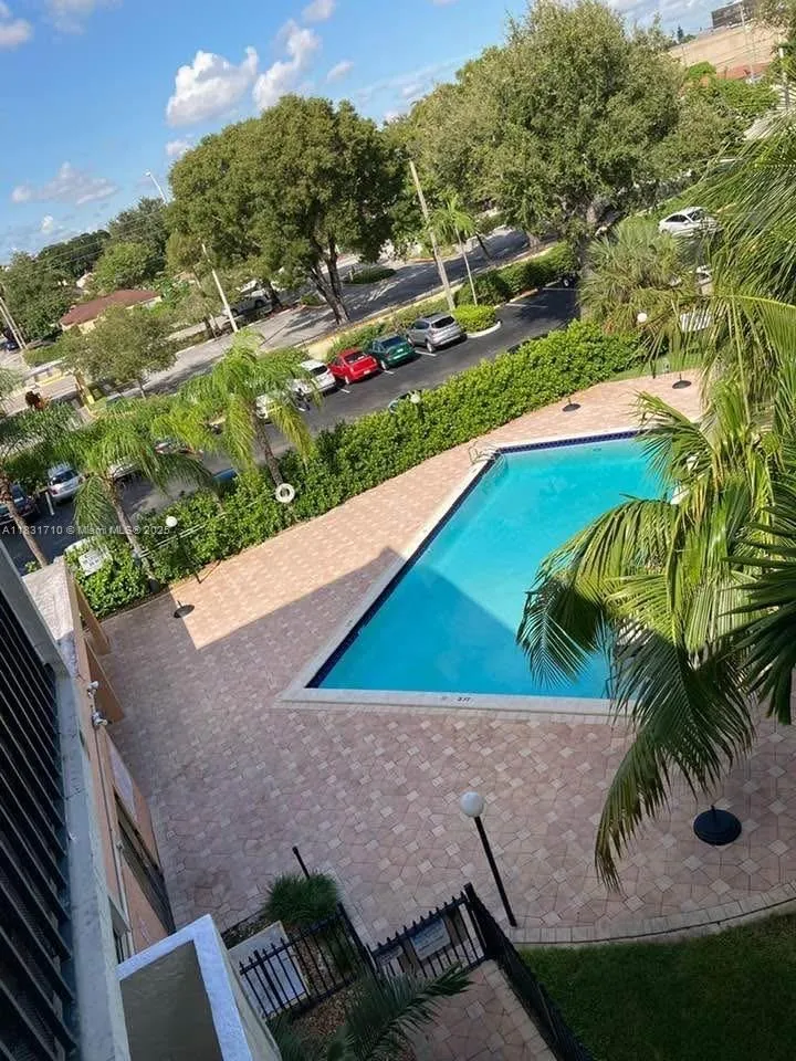 2160 Sw 16th Ave 421, Miami, Florida 33145, Miami, Florida 33145, 2 Bedrooms Bedrooms, ,1 BathroomBathrooms,Residential,For Sale,2160 Sw 16th Ave 421, Miami, Florida 33145,A11831710