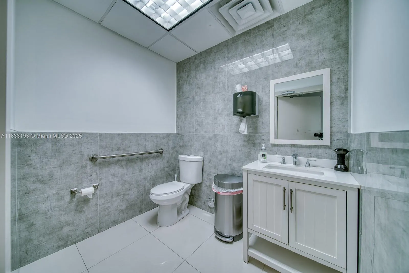 Beauty Salon For Sale In Pinecrest, Pinecrest, Flo, Pinecrest, Florida 33156, ,Business Opportunity,For Sale,Beauty Salon For Sale In Pinecrest, Pinecrest, Flo,A11833193