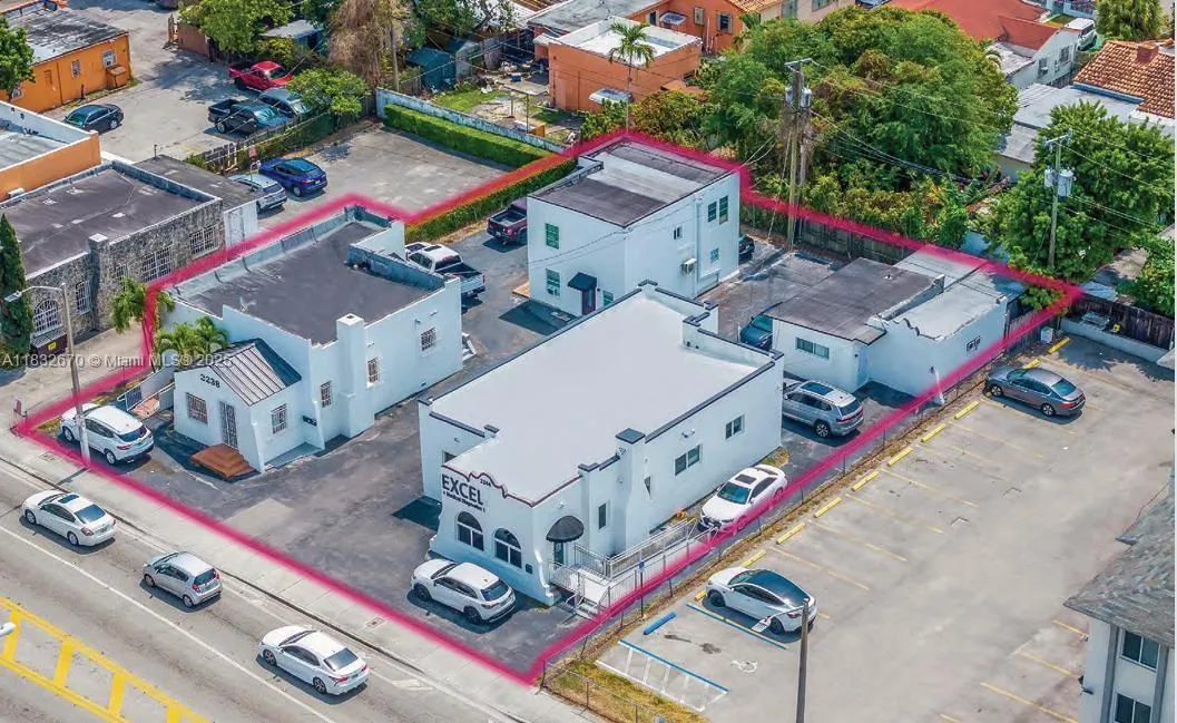 2244 Nw 7th St, Miami, Florida 33125, Miami, Florida 33125, ,Commercial Sale,For Sale,2244 Nw 7th St, Miami, Florida 33125,A11832670