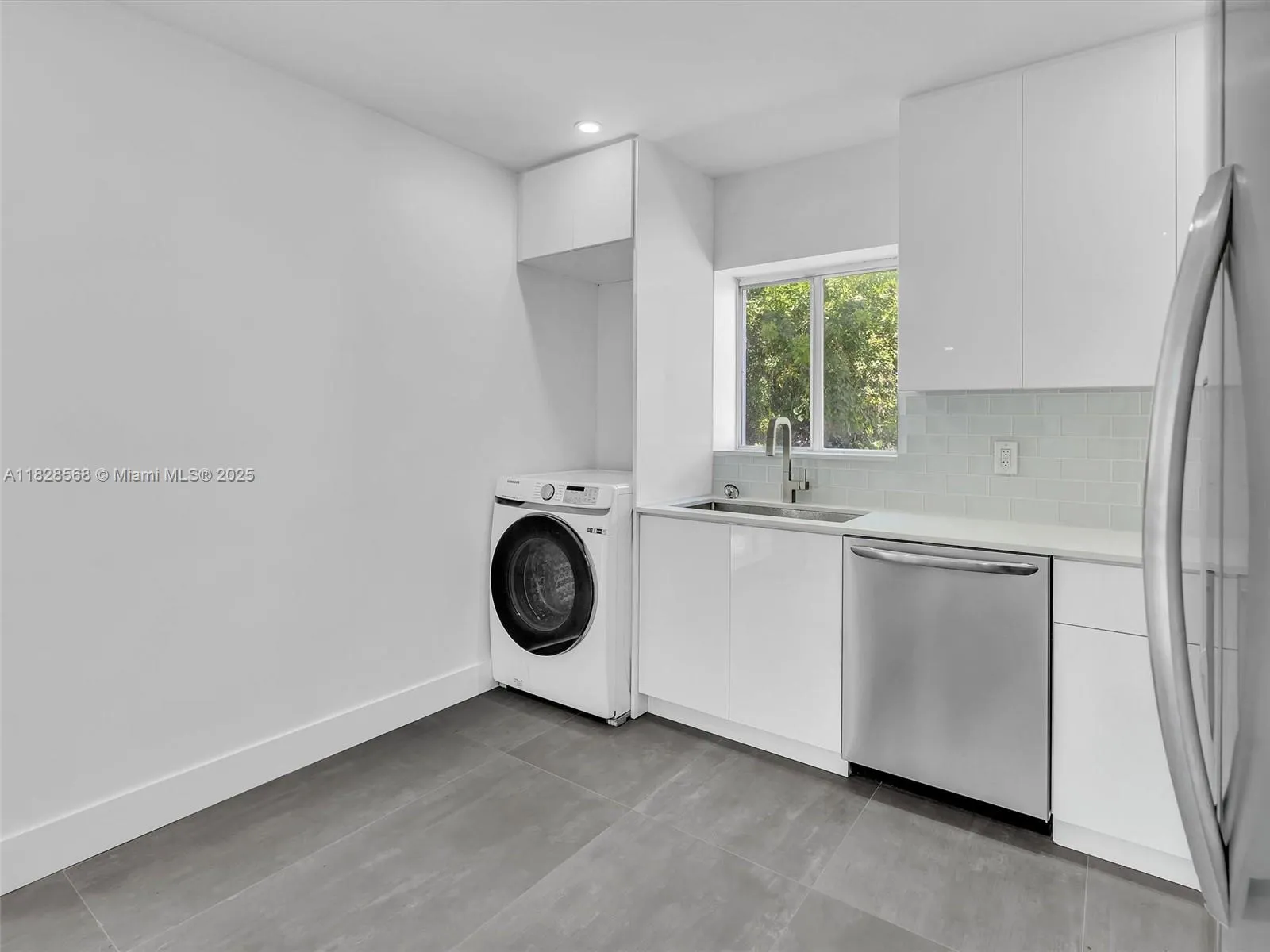 11900 N Bayshore Dr 1-8, North Miami, Florida 3318, North Miami, Florida 33181, ,Commercial Sale,For Sale,11900 N Bayshore Dr 1-8, North Miami, Florida 3318,A11828568