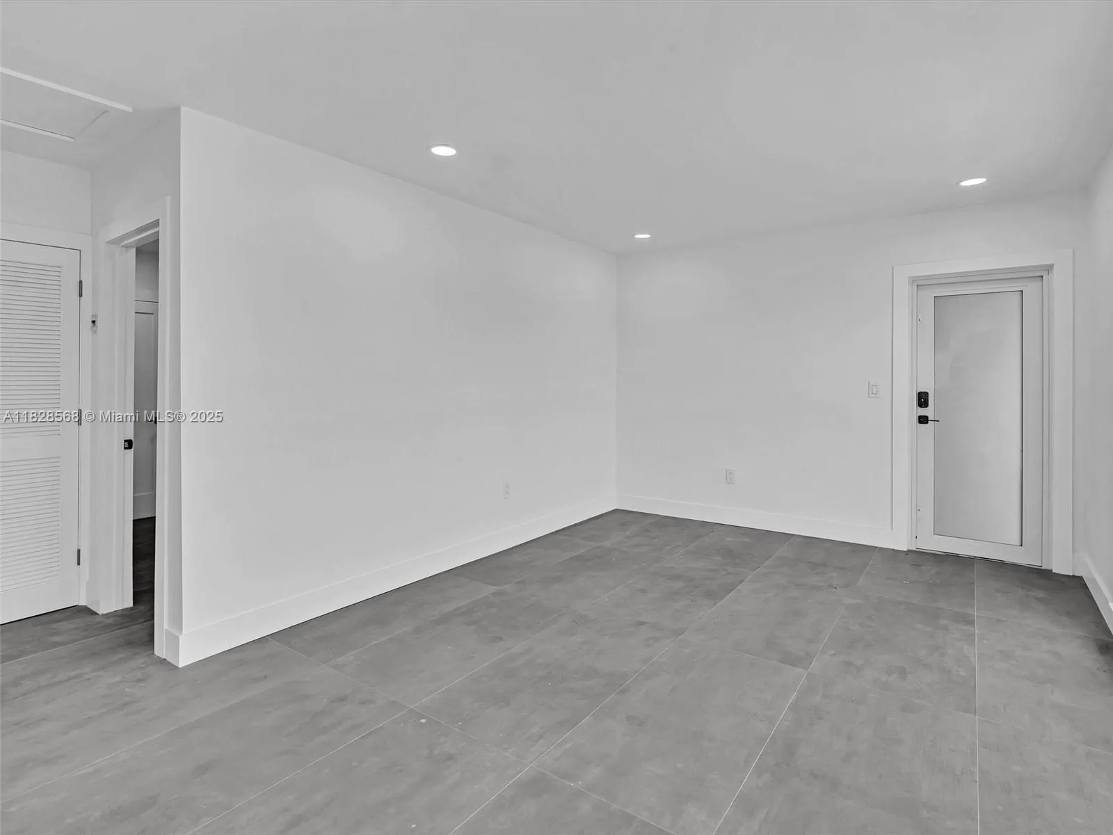 11900 N Bayshore Dr 1-8, North Miami, Florida 3318, North Miami, Florida 33181, ,Commercial Sale,For Sale,11900 N Bayshore Dr 1-8, North Miami, Florida 3318,A11828568