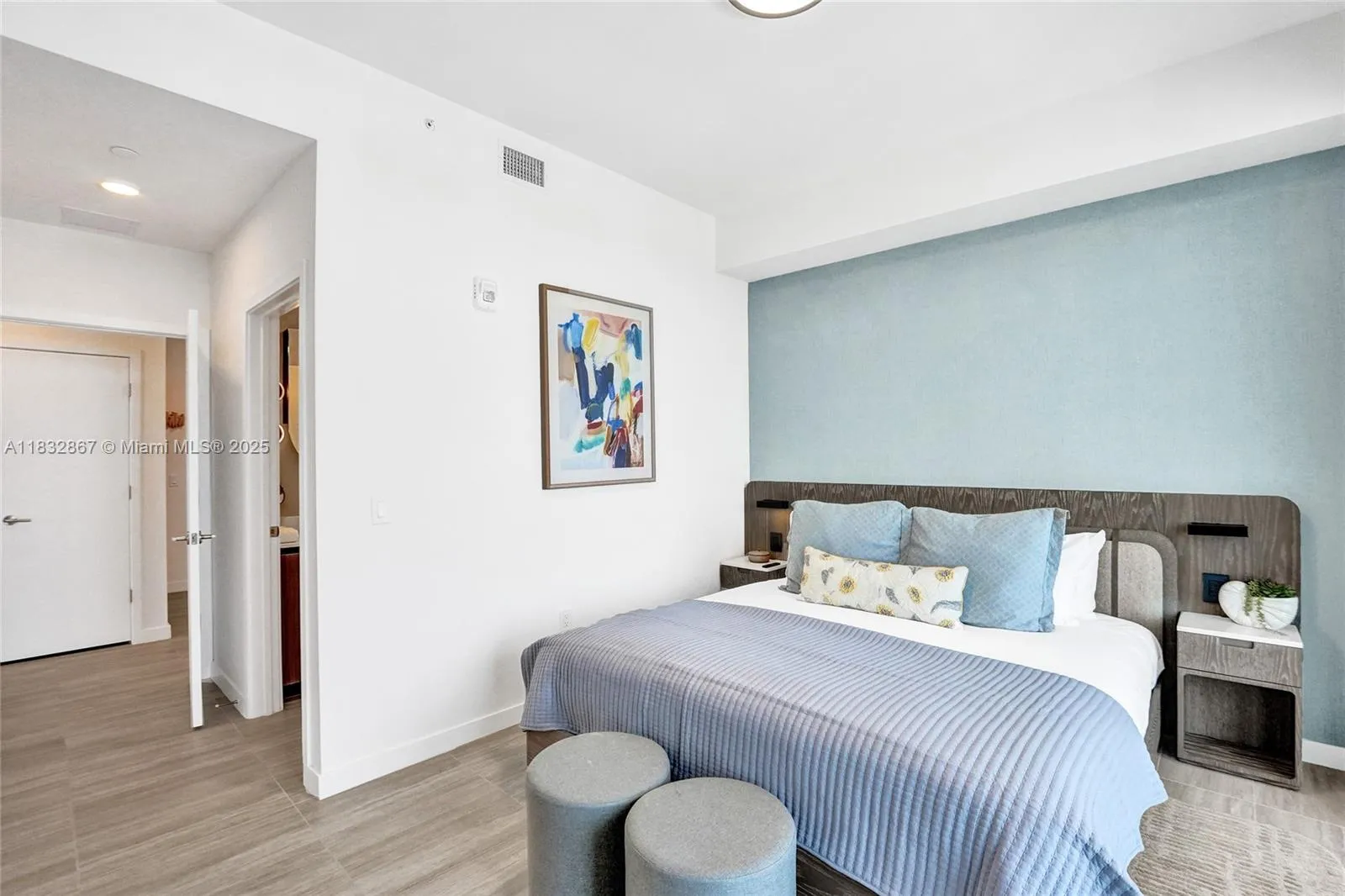 580 72 Street 2010, Miami Beach, Florida 33180, Miami Beach, Florida 33180, 2 Bedrooms Bedrooms, ,2 BathroomsBathrooms,Residential Lease,For Rent,580 72 Street 2010, Miami Beach, Florida 33180,A11832867