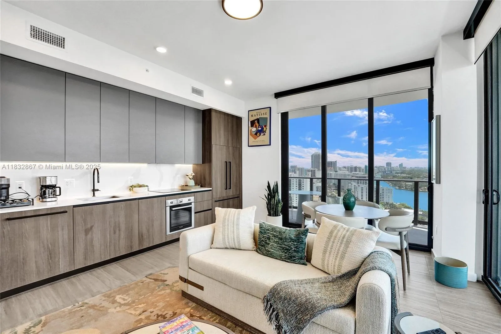 580 72 Street 2010, Miami Beach, Florida 33180, Miami Beach, Florida 33180, 2 Bedrooms Bedrooms, ,2 BathroomsBathrooms,Residential Lease,For Rent,580 72 Street 2010, Miami Beach, Florida 33180,A11832867