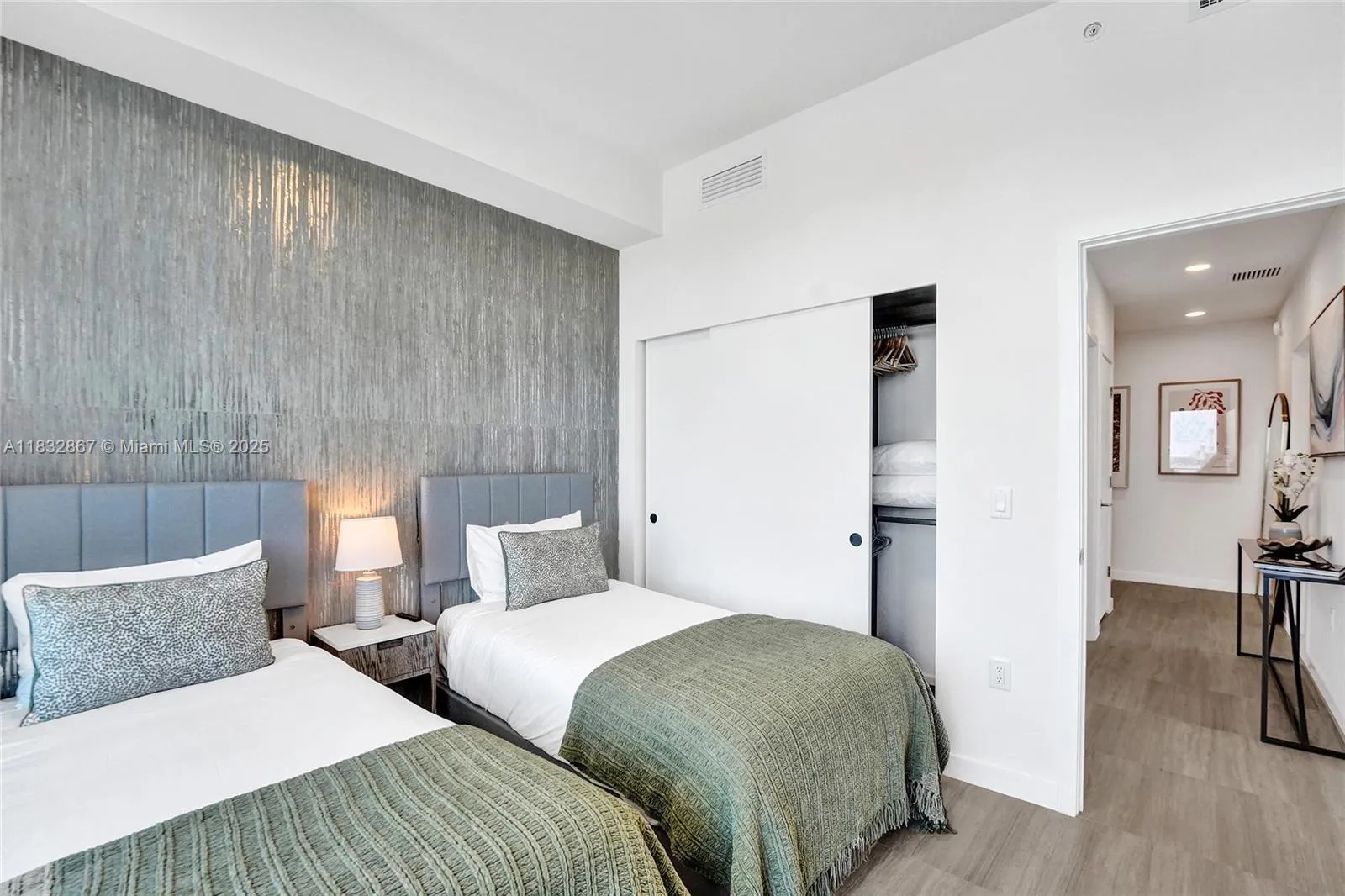 580 72 Street 2010, Miami Beach, Florida 33180, Miami Beach, Florida 33180, 2 Bedrooms Bedrooms, ,2 BathroomsBathrooms,Residential Lease,For Rent,580 72 Street 2010, Miami Beach, Florida 33180,A11832867