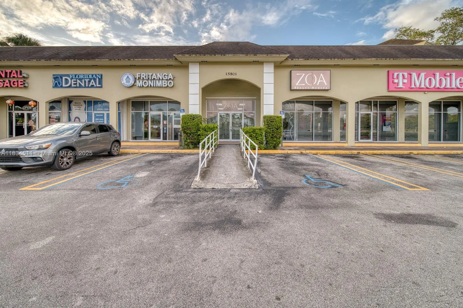 Space For Rent On Us1 In Palmetto Bay, Palmetto Ba, Palmetto Bay, Florida 33157, ,Commercial Lease,For Rent,Space For Rent On Us1 In Palmetto Bay, Palmetto Ba,A11834011