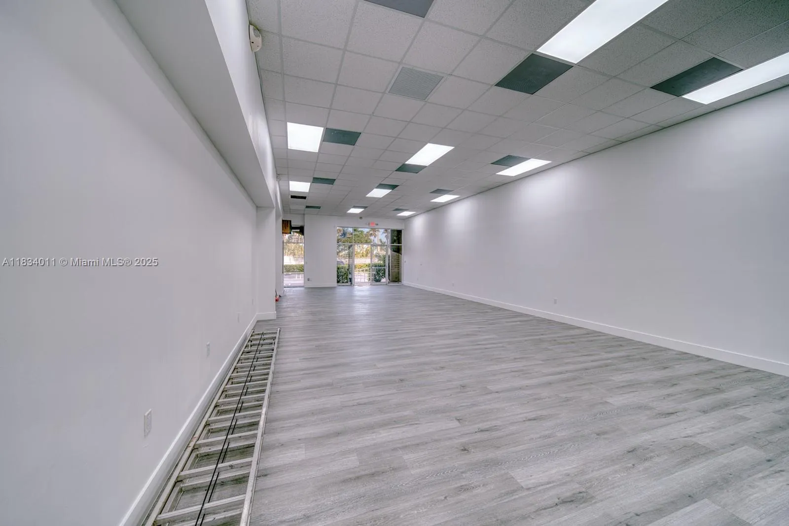 Space For Rent On Us1 In Palmetto Bay, Palmetto Ba, Palmetto Bay, Florida 33157, ,Commercial Lease,For Rent,Space For Rent On Us1 In Palmetto Bay, Palmetto Ba,A11834011