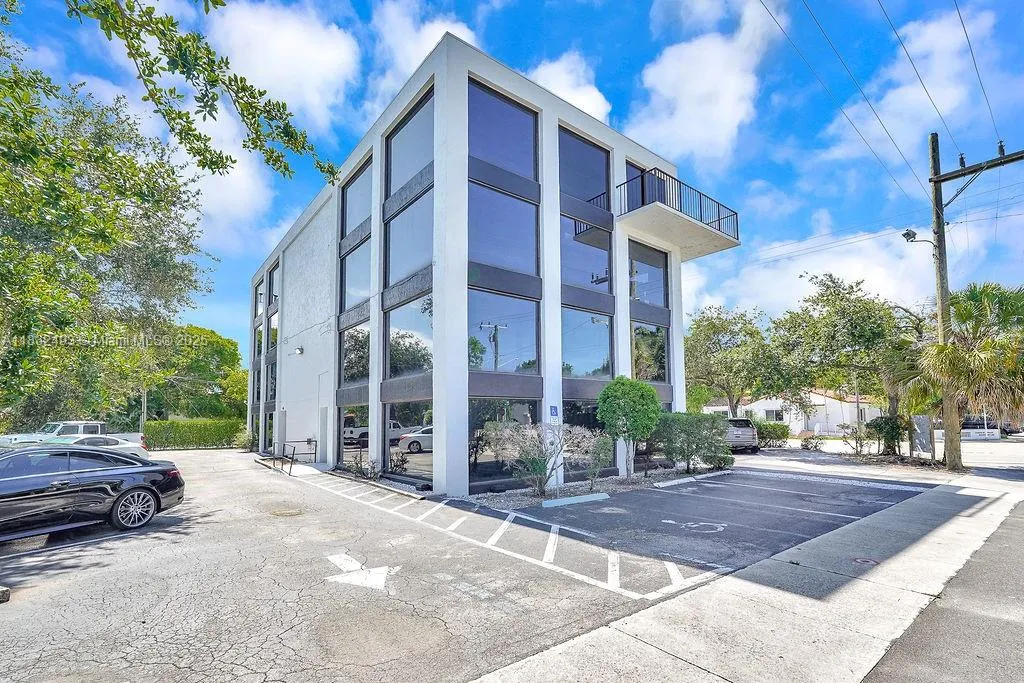 150 Se 12th St 201-3, Fort Lauderdale, Florida 333, Fort Lauderdale, Florida 33316, ,Commercial Lease,For Rent,150 Se 12th St 201-3, Fort Lauderdale, Florida 333,A11832493