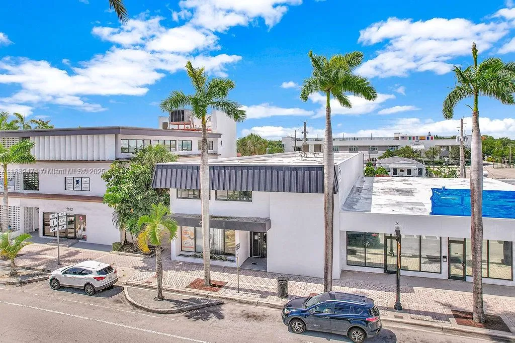 2640 Hollywood Blvd 120, Hollywood, Florida 33020, Hollywood, Florida 33020, ,Commercial Lease,For Rent,2640 Hollywood Blvd 120, Hollywood, Florida 33020,A11832471
