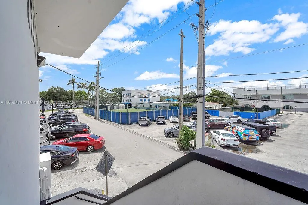 2640 Hollywood Blvd 120, Hollywood, Florida 33020, Hollywood, Florida 33020, ,Commercial Lease,For Rent,2640 Hollywood Blvd 120, Hollywood, Florida 33020,A11832471