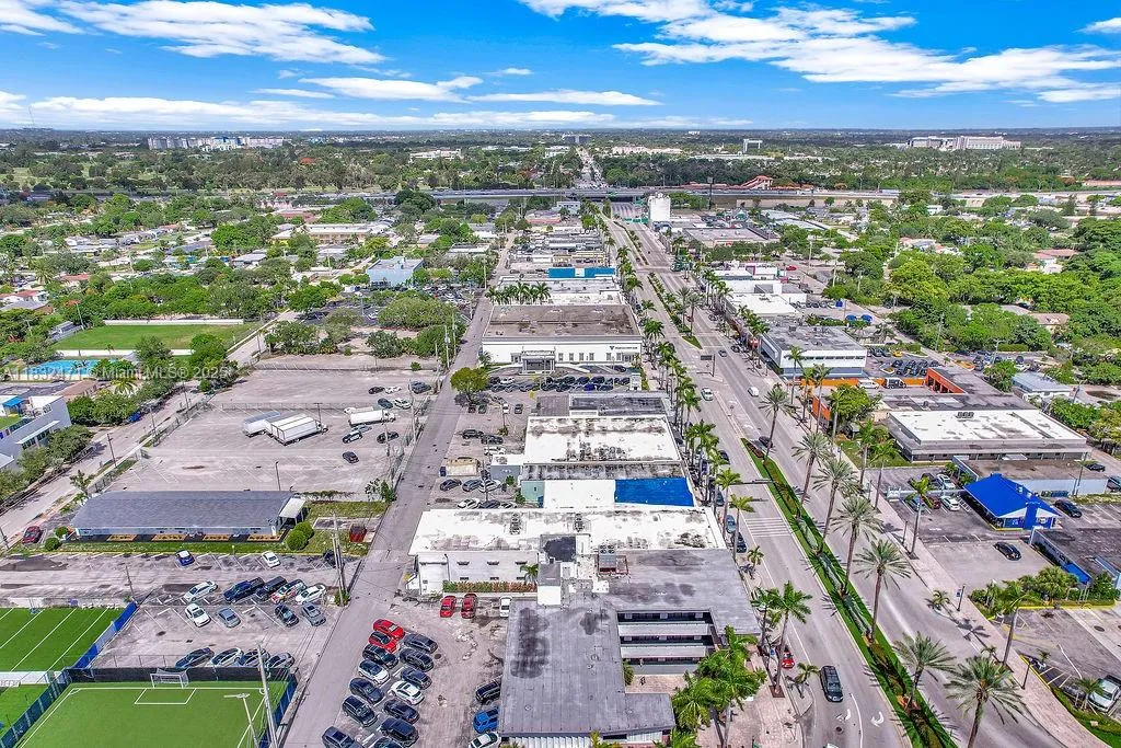 2640 Hollywood Blvd 120, Hollywood, Florida 33020, Hollywood, Florida 33020, ,Commercial Lease,For Rent,2640 Hollywood Blvd 120, Hollywood, Florida 33020,A11832471