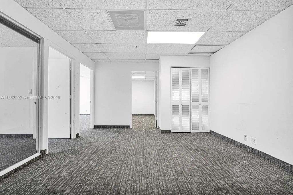 2691 E Oakland Park Blvd 300, Fort Lauderdale, Flo, Fort Lauderdale, Florida 33306, ,Commercial Lease,For Rent,2691 E Oakland Park Blvd 300, Fort Lauderdale, Flo,A11832302