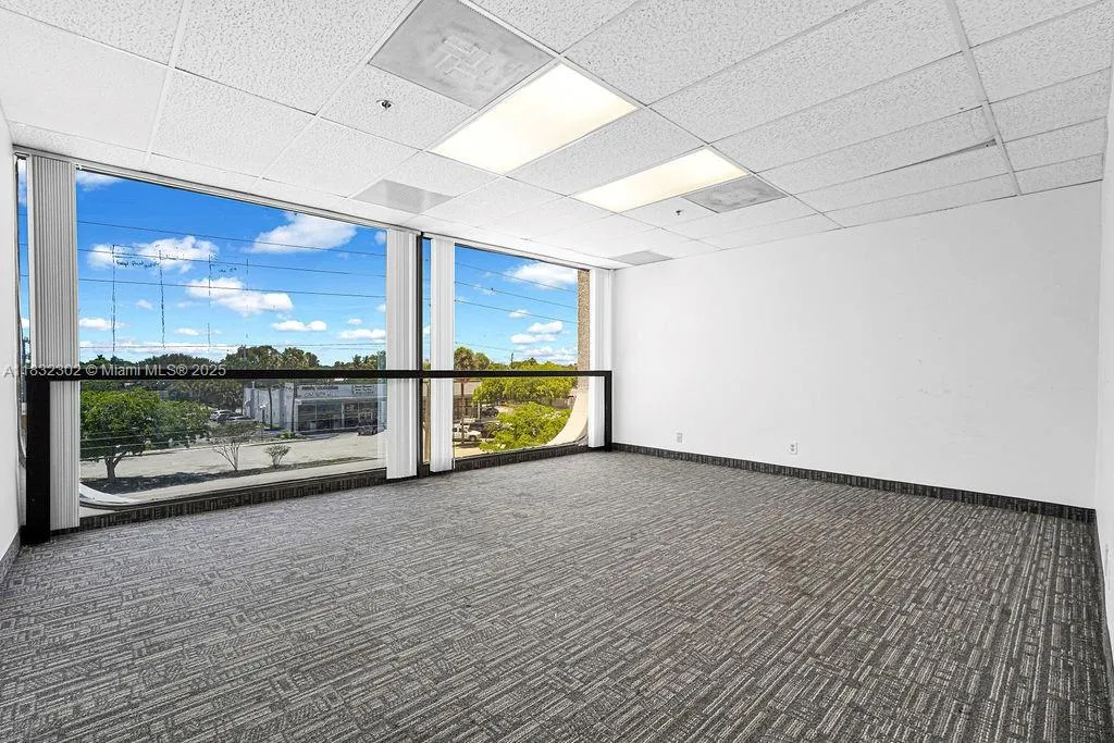 2691 E Oakland Park Blvd 300, Fort Lauderdale, Flo, Fort Lauderdale, Florida 33306, ,Commercial Lease,For Rent,2691 E Oakland Park Blvd 300, Fort Lauderdale, Flo,A11832302