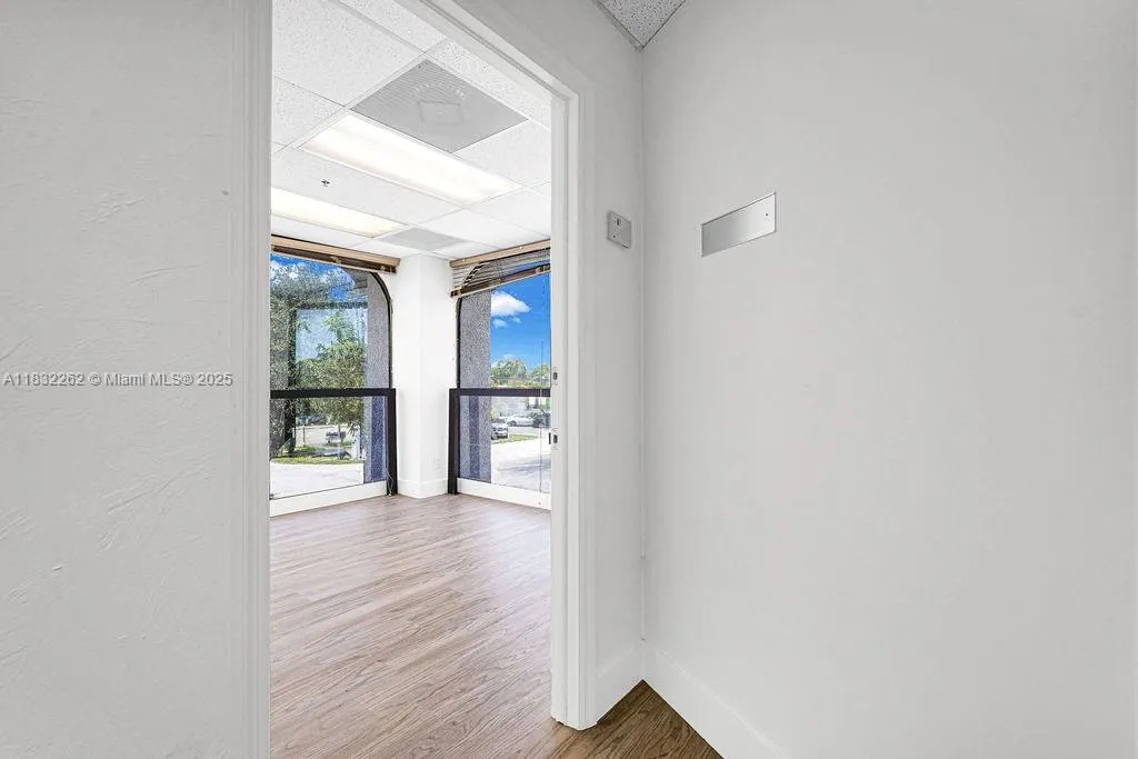 2691 E Oakland Park Blvd 203a, Fort Lauderdale, Fl, Fort Lauderdale, Florida 33306, ,Commercial Lease,For Rent,2691 E Oakland Park Blvd 203a, Fort Lauderdale, Fl,A11832262