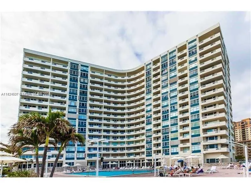 3180 S Ocean Dr 1602, Hallandale Beach, Florida 33, Hallandale Beach, Florida 33009, 1 Bedroom Bedrooms, ,1 BathroomBathrooms,Residential,For Sale,3180 S Ocean Dr 1602, Hallandale Beach, Florida 33,A11834507
