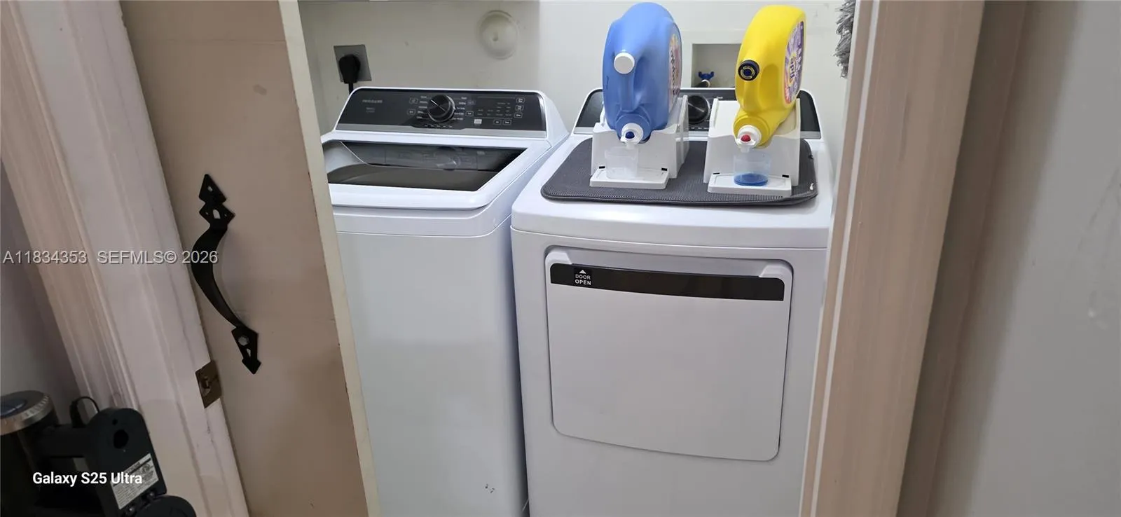 19185 Sw 25th Ct, Miramar, Florida 33029, Miramar, Florida 33029, 3 Bedrooms Bedrooms, ,2 BathroomsBathrooms,Residential,For Sale,19185 Sw 25th Ct, Miramar, Florida 33029,A11834353