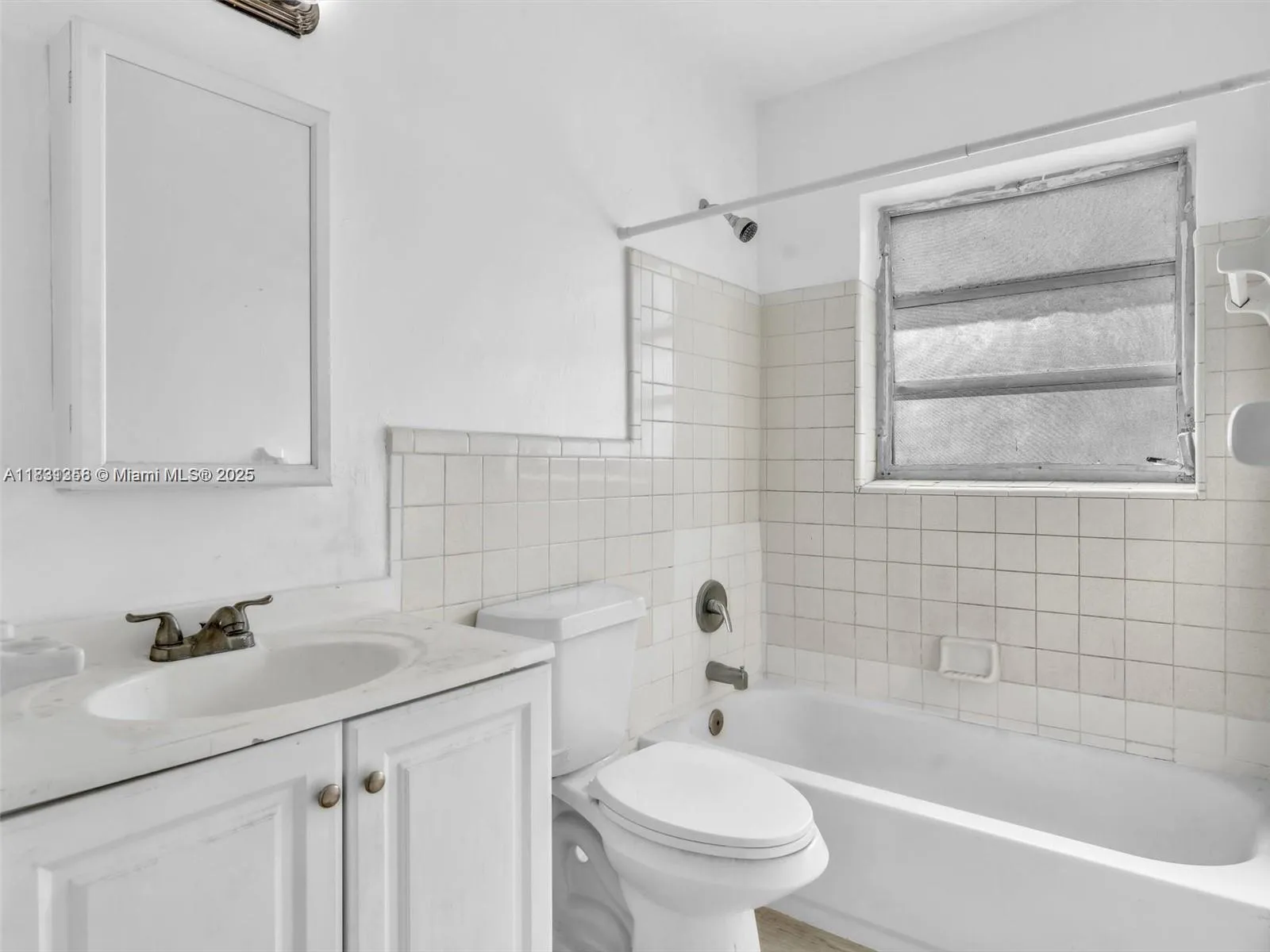 842 Nw 1st Ave, Fort Lauderdale, Florida 33311, Fort Lauderdale, Florida 33311, ,Residential Income,For Sale,842 Nw 1st Ave, Fort Lauderdale, Florida 33311,A11831358