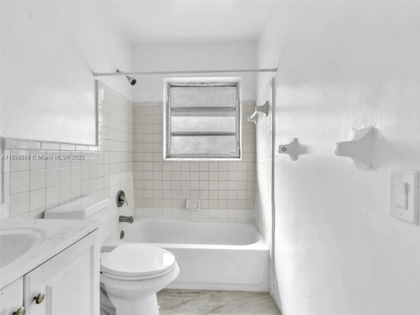 842 Nw 1st Ave, Fort Lauderdale, Florida 33311, Fort Lauderdale, Florida 33311, ,Residential Income,For Sale,842 Nw 1st Ave, Fort Lauderdale, Florida 33311,A11831358