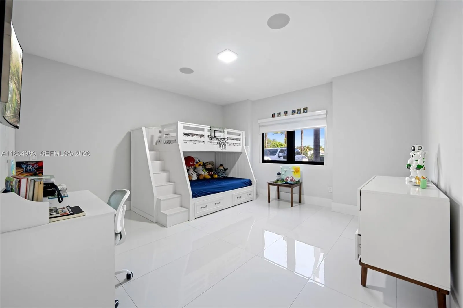 11350 Nw 8th St, Plantation, Florida 33325, Plantation, Florida 33325, 6 Bedrooms Bedrooms, ,6 BathroomsBathrooms,Residential,For Sale,11350 Nw 8th St, Plantation, Florida 33325,A11834989