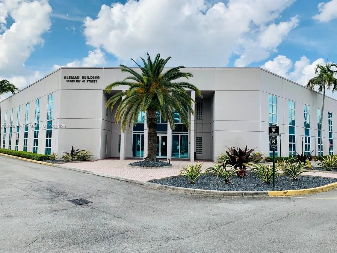 10305 Nw 41st St 204, Doral, Florida 33178, Doral, Florida 33178, ,Commercial Lease,For Rent,10305 Nw 41st St 204, Doral, Florida 33178,A11835320 10305 Nw 41st St 204, Doral, Florida 33178, Doral, Florida 33178, ,Commercial Lease,For Rent,10305 Nw 41st St 204, Doral, Florida 33178,A11835320