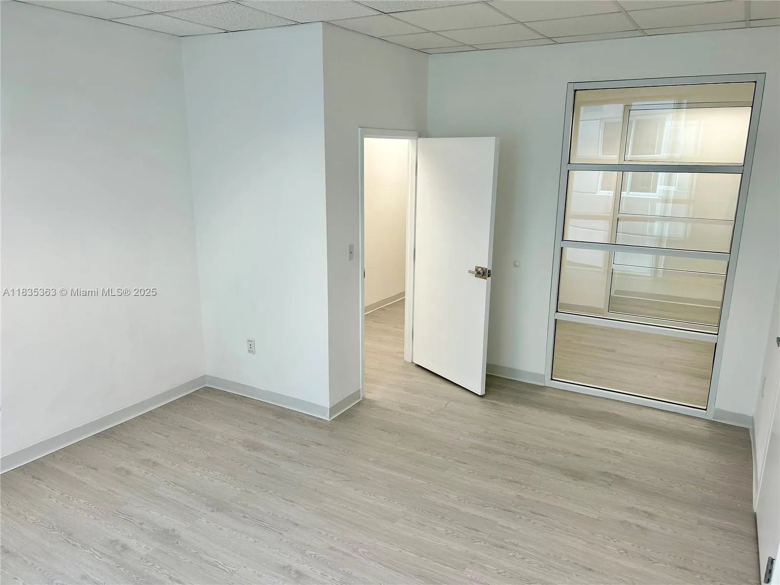 10305 Nw 41st St 221, Doral, Florida 33178, Doral, Florida 33178, ,Commercial Lease,For Rent,10305 Nw 41st St 221, Doral, Florida 33178,A11835363