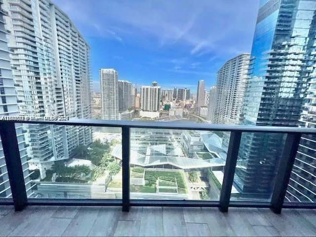at 45 9th St, Miami, FL 33130 Unit For Sale 1 Bedroom 2 Bathrooms MLS# A11835522 Price $690,000 738