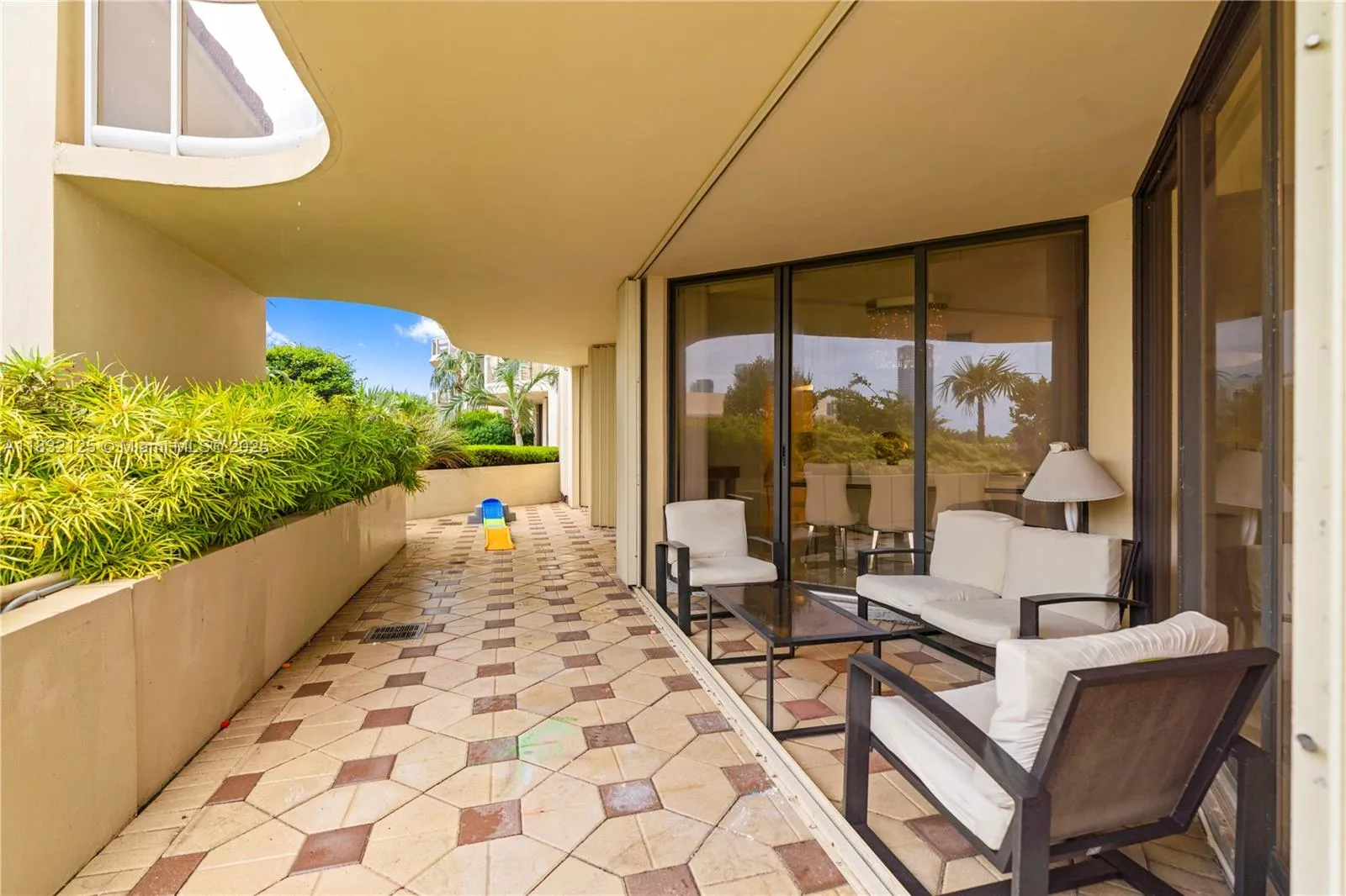 20191 E Country Club Dr 407, Aventura, Florida 331, Aventura, Florida 33180, 2 Bedrooms Bedrooms, ,2 BathroomsBathrooms,Residential,For Sale,20191 E Country Club Dr 407, Aventura, Florida 331,A11832125