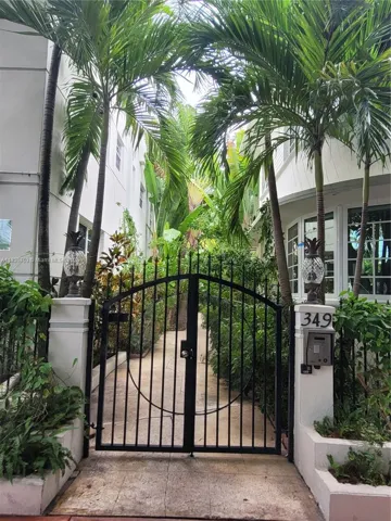 at 349 Meridian Ave, Miami Beach, FL 33139 Unit For Sale 1 Bedroom 1 Bathroom MLS# A11835703 Price $289,000 420