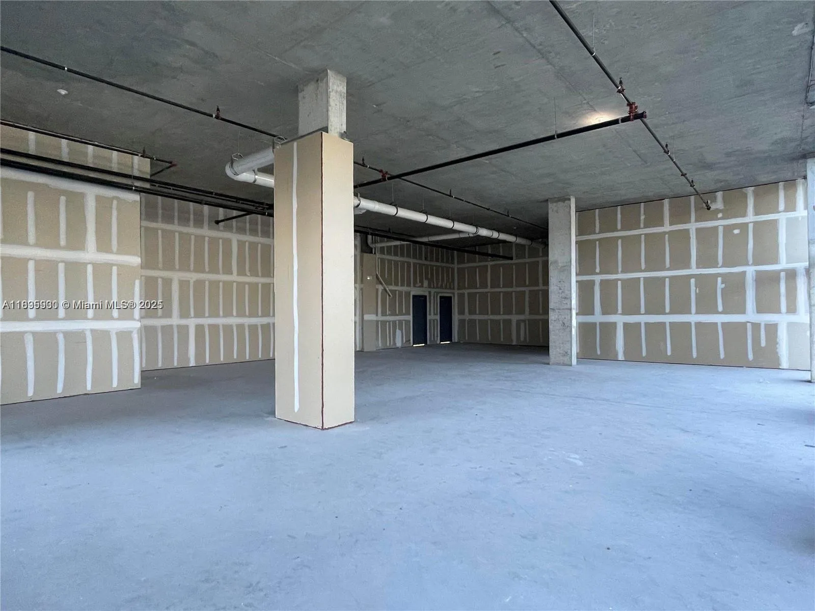 10450 Nw 33rd St 101-102, Doral, Florida 33172, Doral, Florida 33172, ,Commercial Lease,For Rent,10450 Nw 33rd St 101-102, Doral, Florida 33172,A11835930