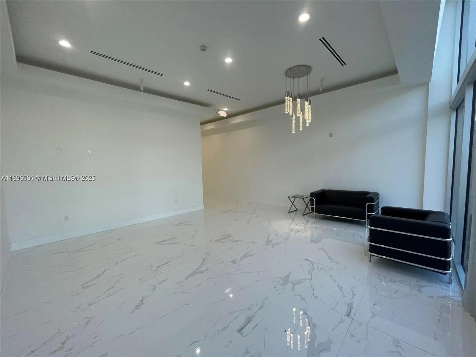 10450 Nw 33rd St 101-102, Doral, Florida 33172, Doral, Florida 33172, ,Commercial Lease,For Rent,10450 Nw 33rd St 101-102, Doral, Florida 33172,A11835930