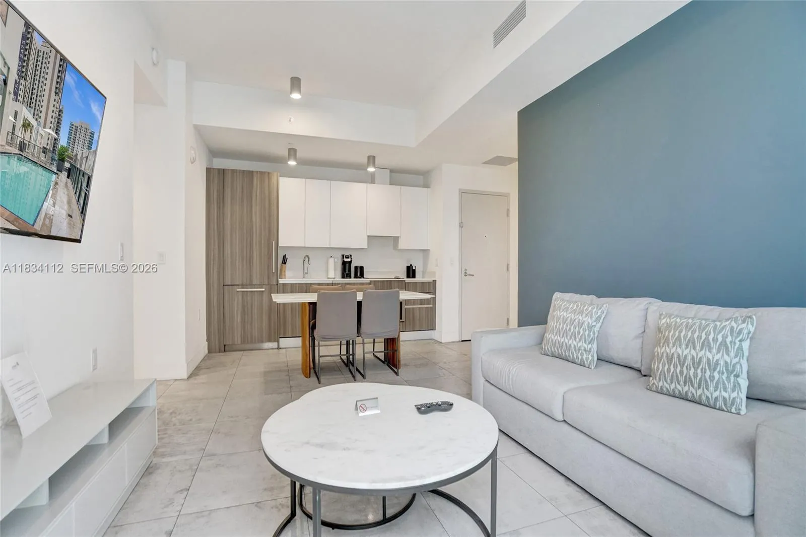 239 Sw 9th St 2203, Miami, Florida 33130, Miami, Florida 33130, 2 Bedrooms Bedrooms, ,2 BathroomsBathrooms,Residential,For Sale,239 Sw 9th St 2203, Miami, Florida 33130,A11834112