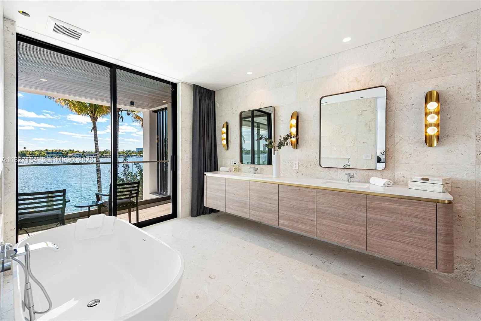 1510 Stillwater Dr, Miami Beach, Florida 33141, Miami Beach, Florida 33141, 4 Bedrooms Bedrooms, ,4 BathroomsBathrooms,Residential,For Sale,1510 Stillwater Dr, Miami Beach, Florida 33141,A11827154