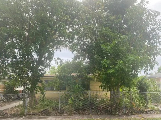 1990 Ne 168 St, North Miami Beach, Florida 33162, North Miami Beach, Florida 33162, ,Residential Income,For Sale,1990 Ne 168 St, North Miami Beach, Florida 33162,A11831755