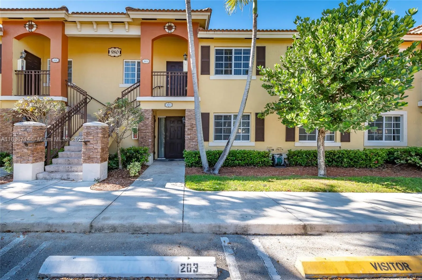 980 Ne 33rd Ter 101, Homestead, Florida 33033, Homestead, Florida 33033, 3 Bedrooms Bedrooms, ,2 BathroomsBathrooms,Residential,For Sale,980 Ne 33rd Ter 101, Homestead, Florida 33033,A11836714