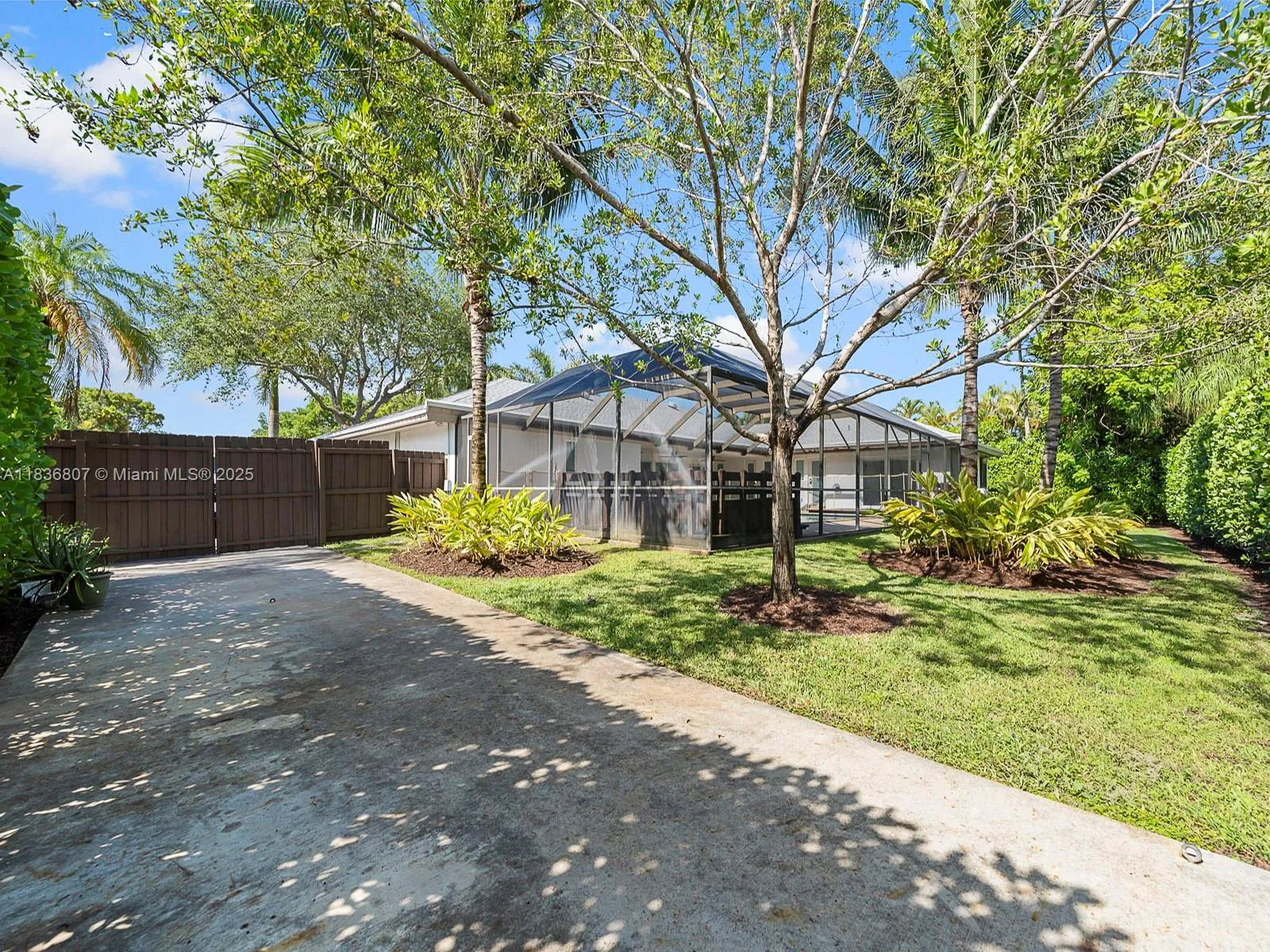 7800 Sw 181st Ter, Palmetto Bay, Florida 33157, Palmetto Bay, Florida 33157, 5 Bedrooms Bedrooms, ,3 BathroomsBathrooms,Residential Lease,For Rent,7800 Sw 181st Ter, Palmetto Bay, Florida 33157,A11836807