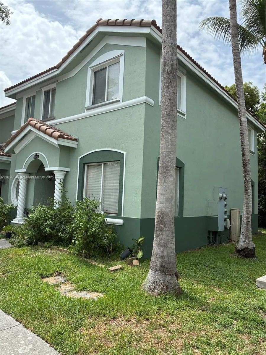 1549 Se 24th Ct 225, Homestead, Florida 33035, Homestead, Florida 33035, 3 Bedrooms Bedrooms, ,3 BathroomsBathrooms,Residential,For Sale,1549 Se 24th Ct 225, Homestead, Florida 33035,A11830643