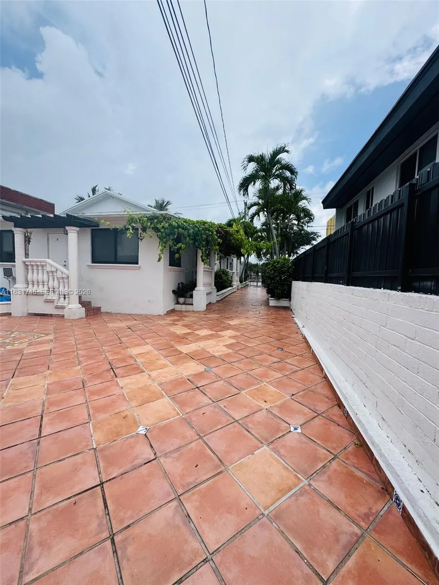 1236 Sw 4th St, Miami, Florida 33135, Miami, Florida 33135, ,Commercial Sale,For Sale,1236 Sw 4th St, Miami, Florida 33135,A11831746