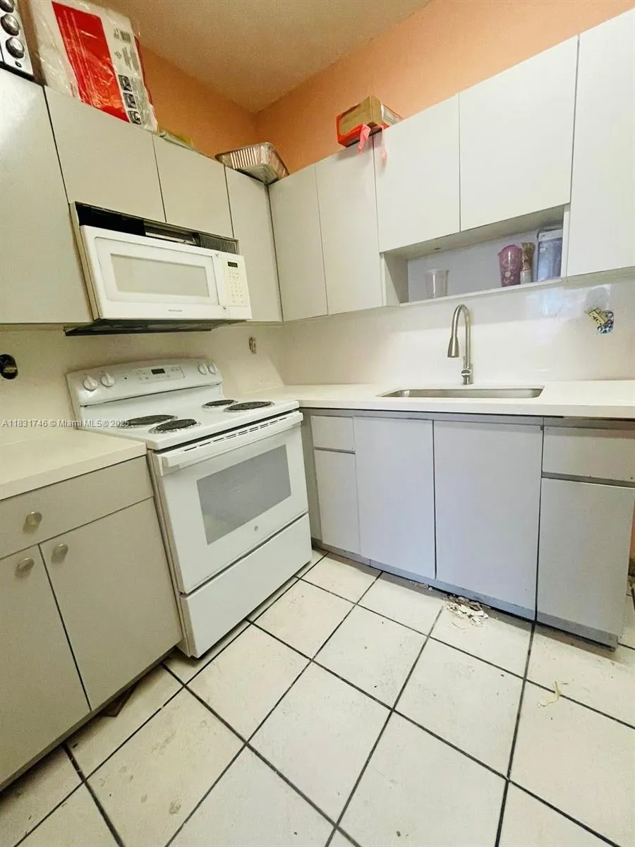 1236 Sw 4th St, Miami, Florida 33135, Miami, Florida 33135, ,Commercial Sale,For Sale,1236 Sw 4th St, Miami, Florida 33135,A11831746