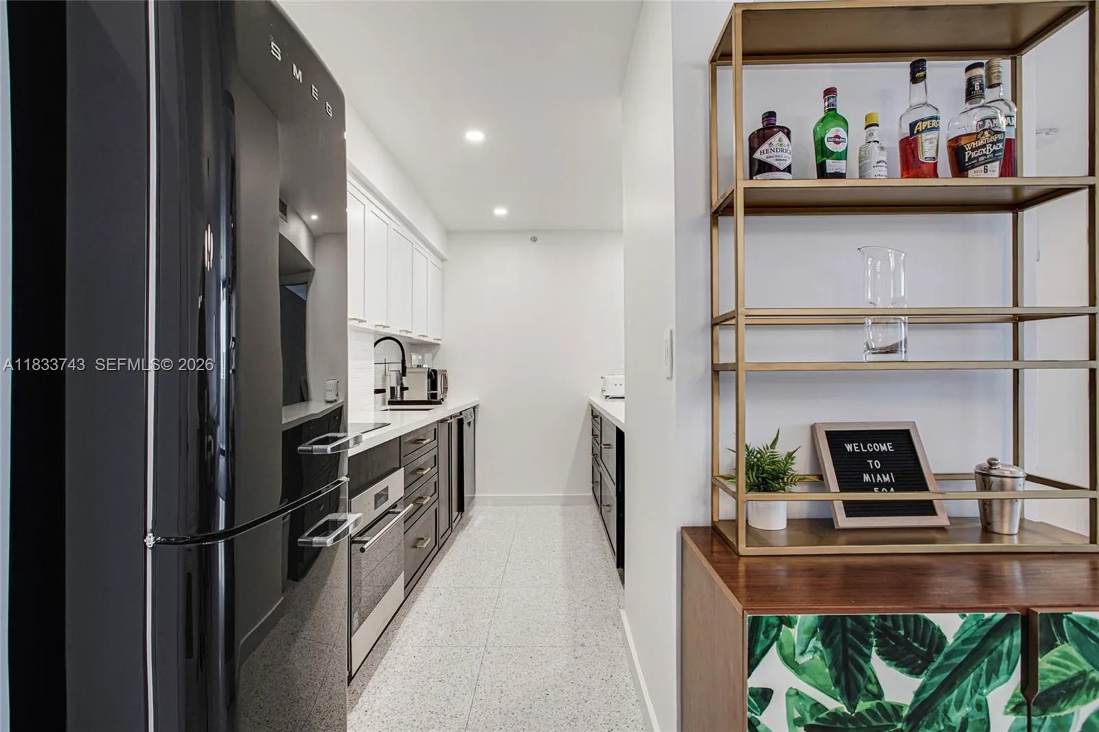 1621 Collins Ave 504c, Miami Beach, Florida 33139, Miami Beach, Florida 33139, 2 Bedrooms Bedrooms, ,1 BathroomBathrooms,Residential,For Sale,1621 Collins Ave 504c, Miami Beach, Florida 33139,A11833743