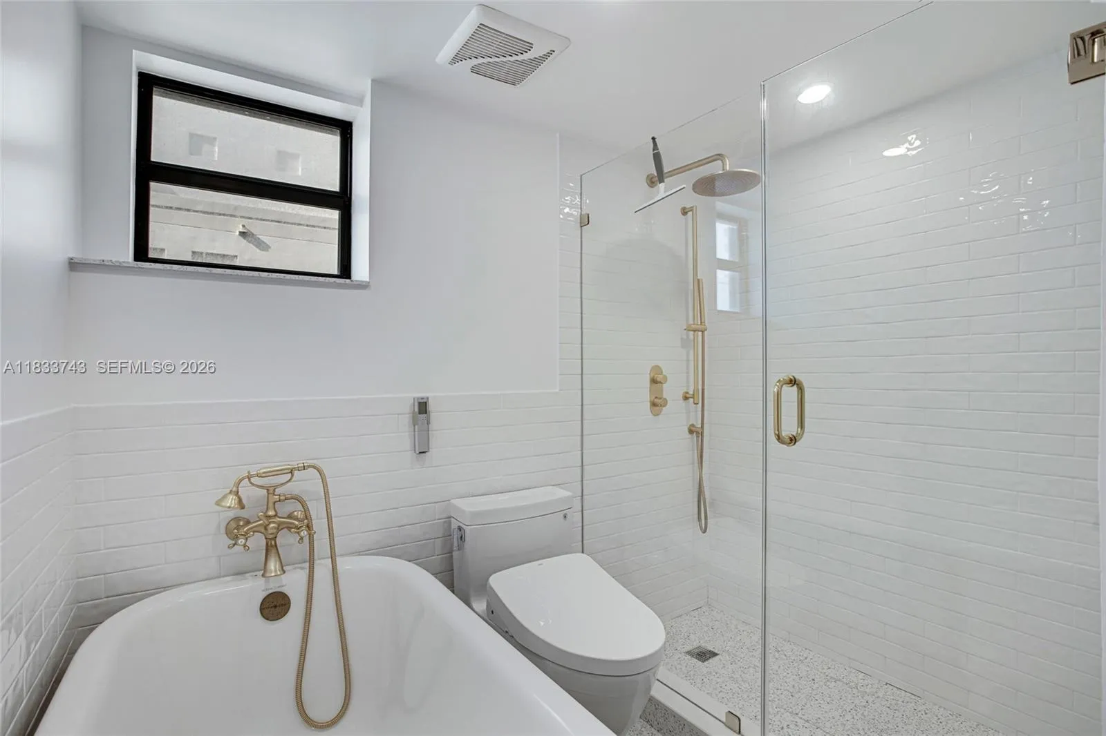 1621 Collins Ave 504c, Miami Beach, Florida 33139, Miami Beach, Florida 33139, 2 Bedrooms Bedrooms, ,1 BathroomBathrooms,Residential,For Sale,1621 Collins Ave 504c, Miami Beach, Florida 33139,A11833743