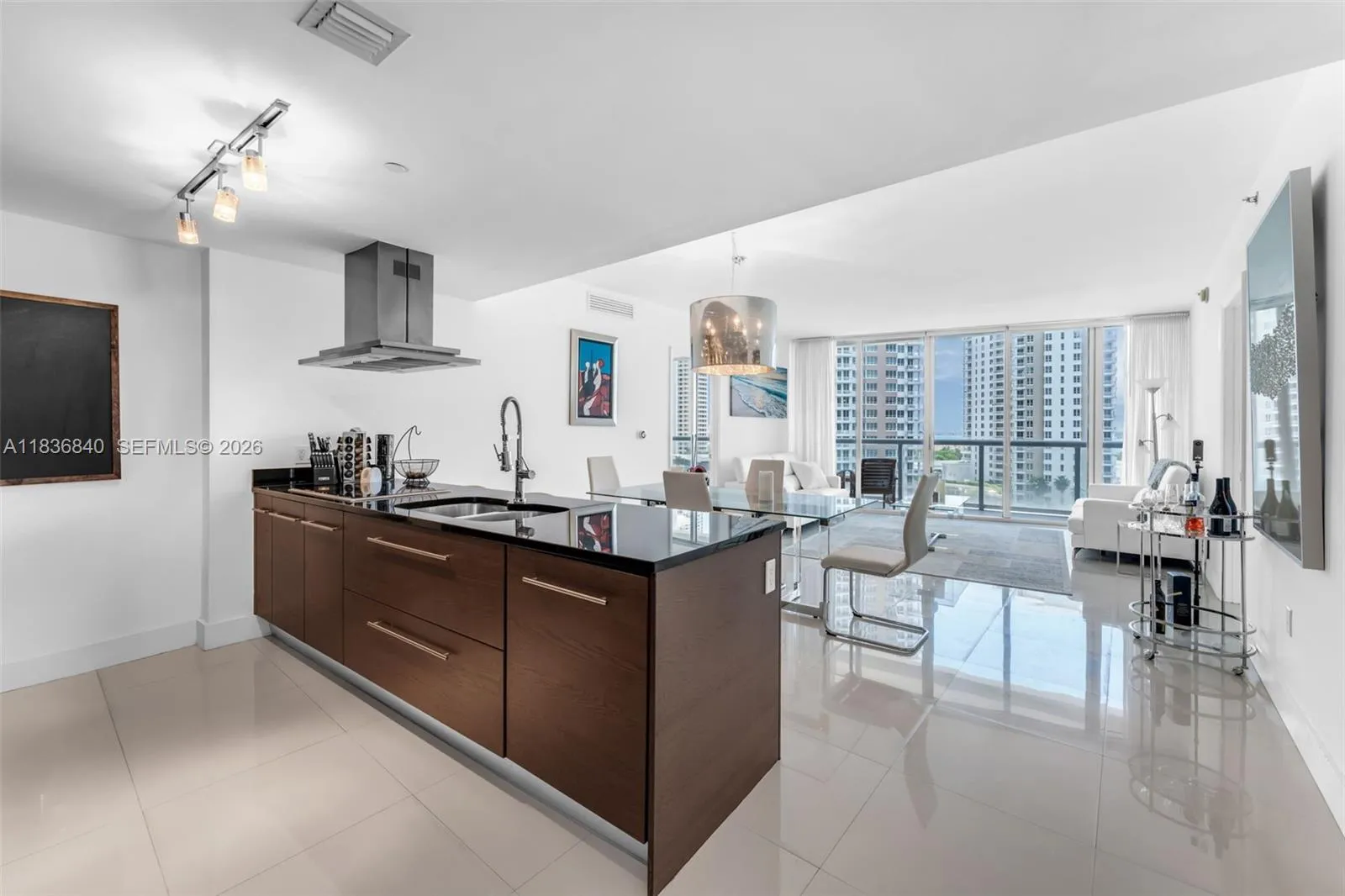 495 Brickell Ave Bay1007, Miami, Florida 33131, Miami, Florida 33131, 2 Bedrooms Bedrooms, ,2 BathroomsBathrooms,Residential,For Sale,495 Brickell Ave Bay1007, Miami, Florida 33131,A11836840