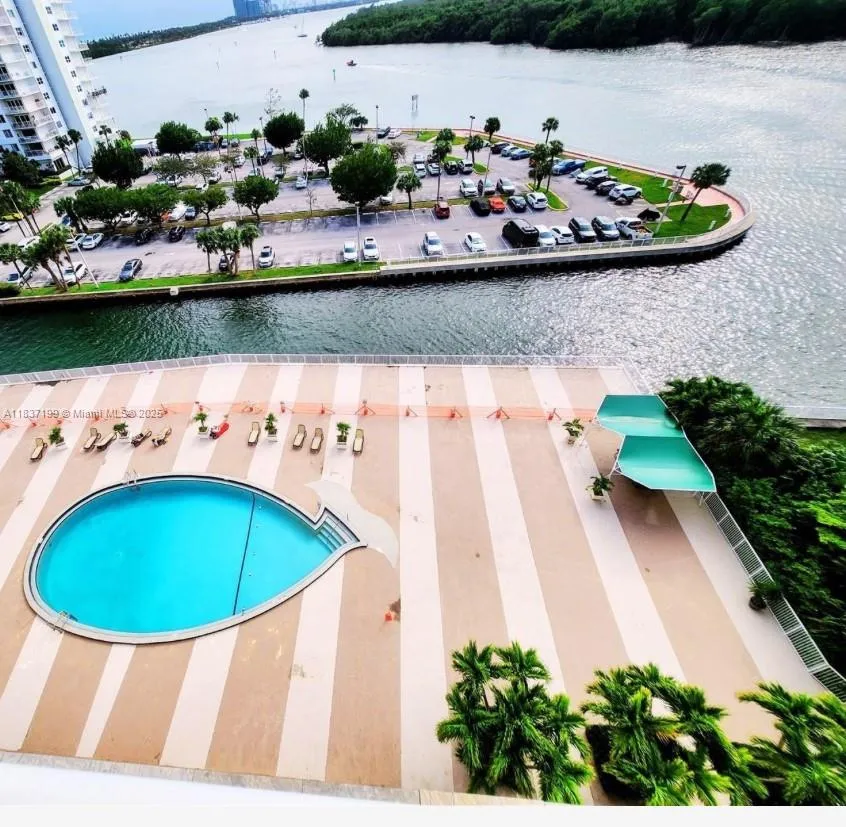 400 Kings Point Dr 309, Sunny Isles Beach, Florida, Sunny Isles Beach, Florida 33160, 1 Bedroom Bedrooms, ,1 BathroomBathrooms,Residential Lease,For Rent,400 Kings Point Dr 309, Sunny Isles Beach, Florida,A11837199
