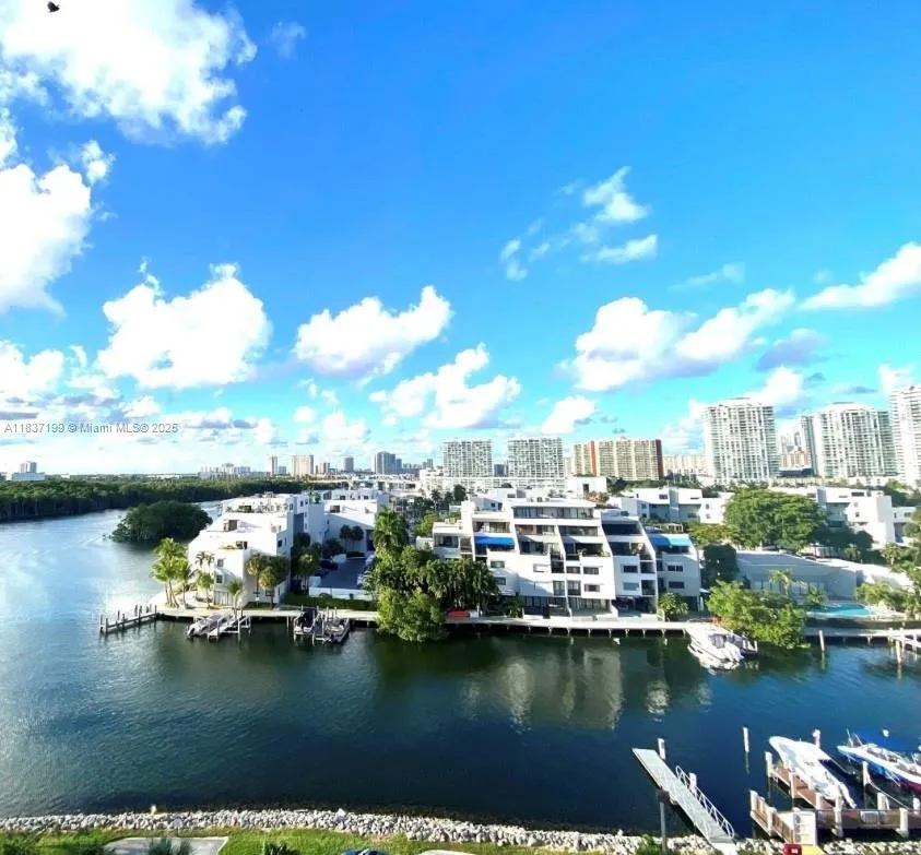 400 Kings Point Dr 309, Sunny Isles Beach, Florida, Sunny Isles Beach, Florida 33160, 1 Bedroom Bedrooms, ,1 BathroomBathrooms,Residential Lease,For Rent,400 Kings Point Dr 309, Sunny Isles Beach, Florida,A11837199