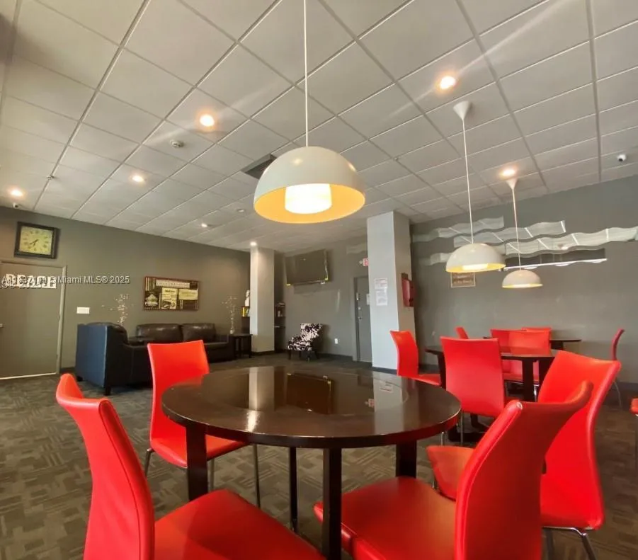 400 Kings Point Dr 309, Sunny Isles Beach, Florida, Sunny Isles Beach, Florida 33160, 1 Bedroom Bedrooms, ,1 BathroomBathrooms,Residential Lease,For Rent,400 Kings Point Dr 309, Sunny Isles Beach, Florida,A11837199