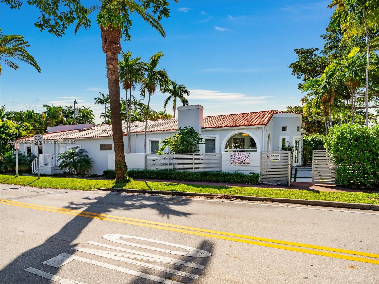 1355 Alton Road, Miami Beach, Florida 33139, Miami Beach, Florida 33139, ,Commercial Lease,For Rent,1355 Alton Road, Miami Beach, Florida 33139,A11837602