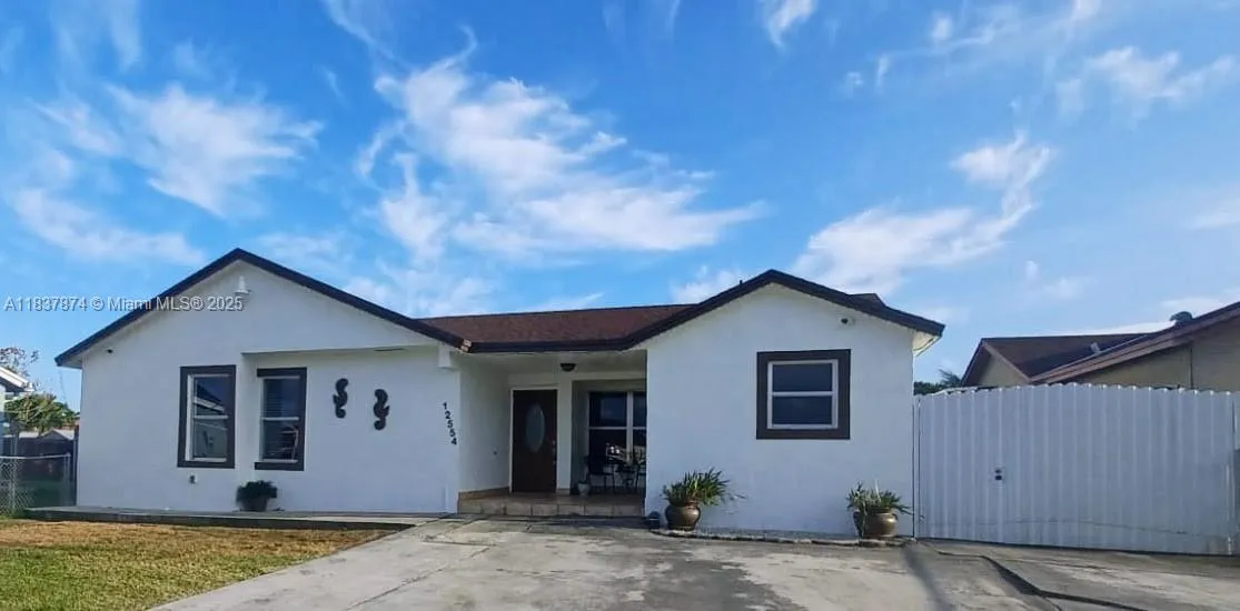 12554 Sw 211th Ter, Miami, Florida 33177, Miami, Florida 33177, 3 Bedrooms Bedrooms, ,2 BathroomsBathrooms,Residential,For Sale,12554 Sw 211th Ter, Miami, Florida 33177,A11837874
