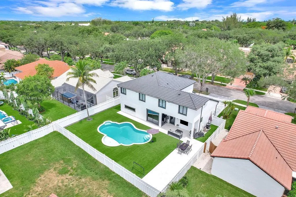 10746 Charleston Pl, Cooper City, Florida 33026, Cooper City, Florida 33026, 4 Bedrooms Bedrooms, ,3 BathroomsBathrooms,Residential,For Sale,10746 Charleston Pl, Cooper City, Florida 33026,A11827663