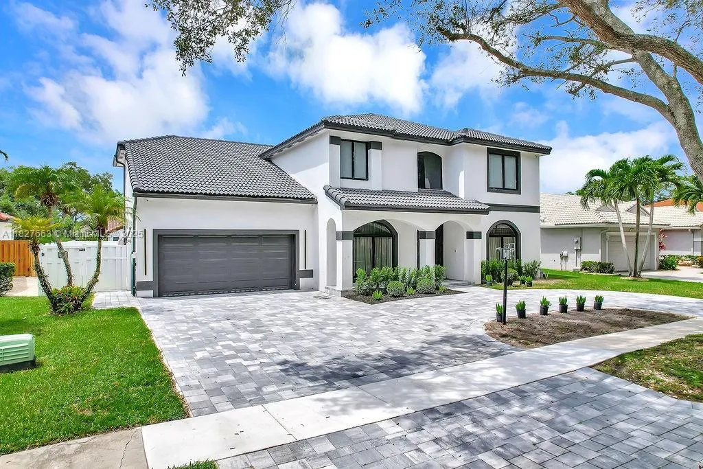 10746 Charleston Pl, Cooper City, Florida 33026, Cooper City, Florida 33026, 4 Bedrooms Bedrooms, ,3 BathroomsBathrooms,Residential,For Sale,10746 Charleston Pl, Cooper City, Florida 33026,A11827663