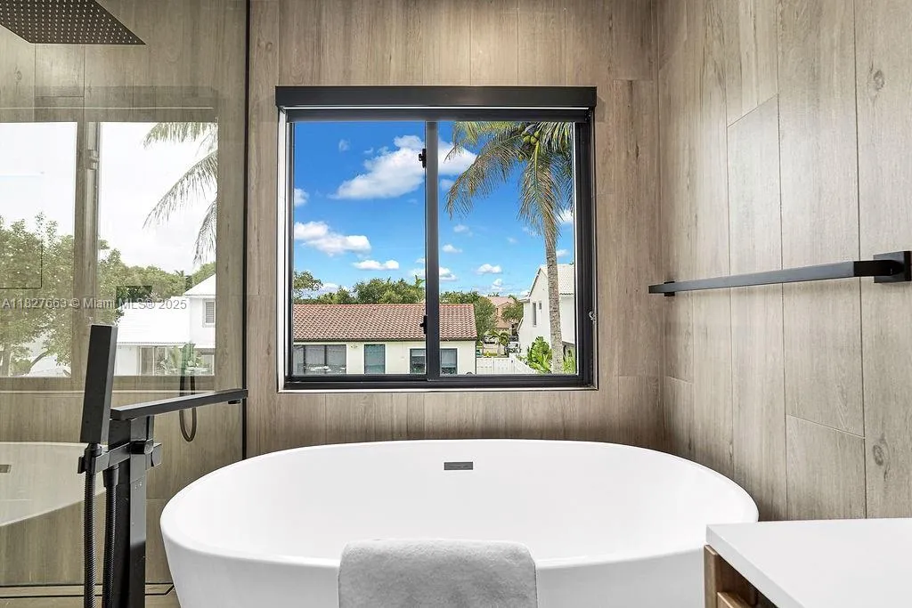 10746 Charleston Pl, Cooper City, Florida 33026, Cooper City, Florida 33026, 4 Bedrooms Bedrooms, ,3 BathroomsBathrooms,Residential,For Sale,10746 Charleston Pl, Cooper City, Florida 33026,A11827663